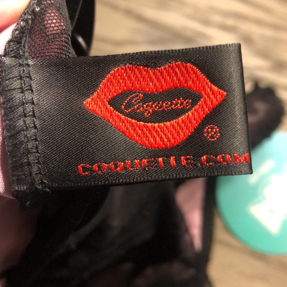 Coquette Set - Picture 9 of 14